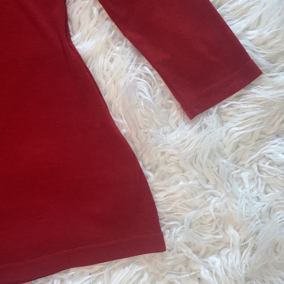 ‼️Stunning Red Zipper Light Sweater - Picture 4 of 7